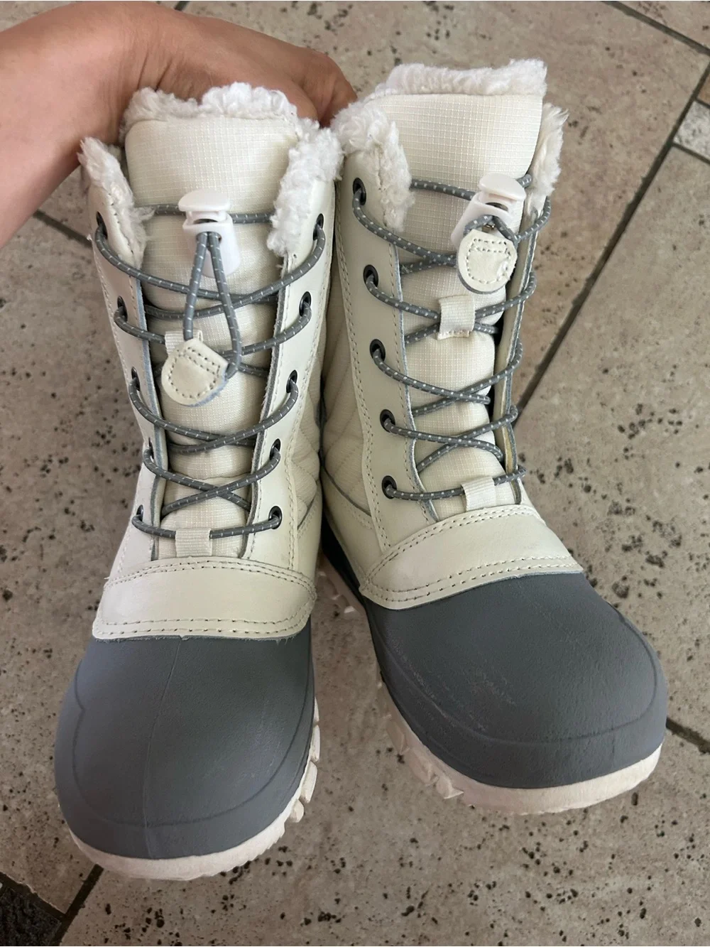 Like new Kids Waterproof Winter Boots size 1